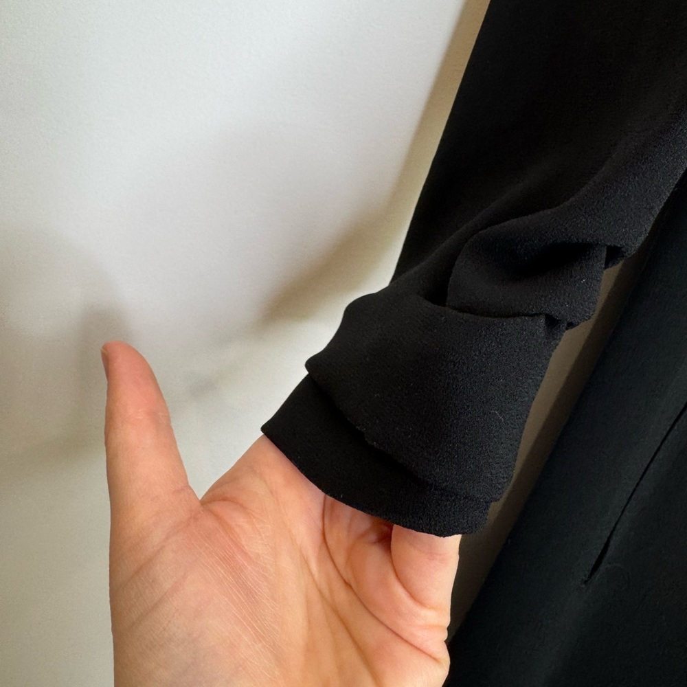 Aritzia Babaton Power Blazer Black Open-Front Women's Blazer Jacket size 2 - Picture 7 of 8
